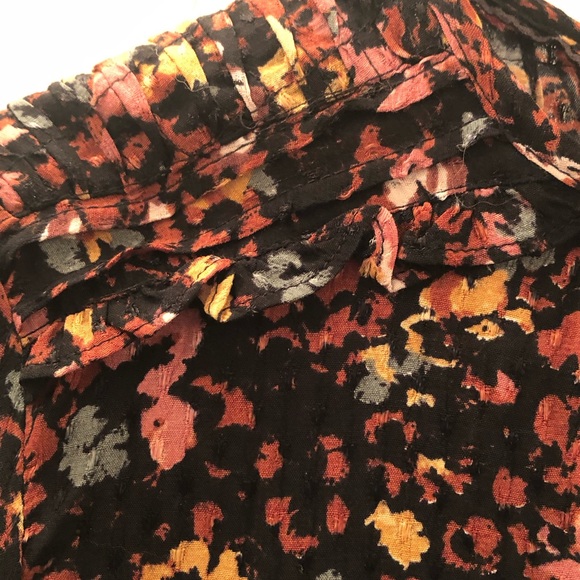 🆕NWT, Fat Face, Grace Petal Scatter Multi Top, size: US 4 - Picture 6 of 6